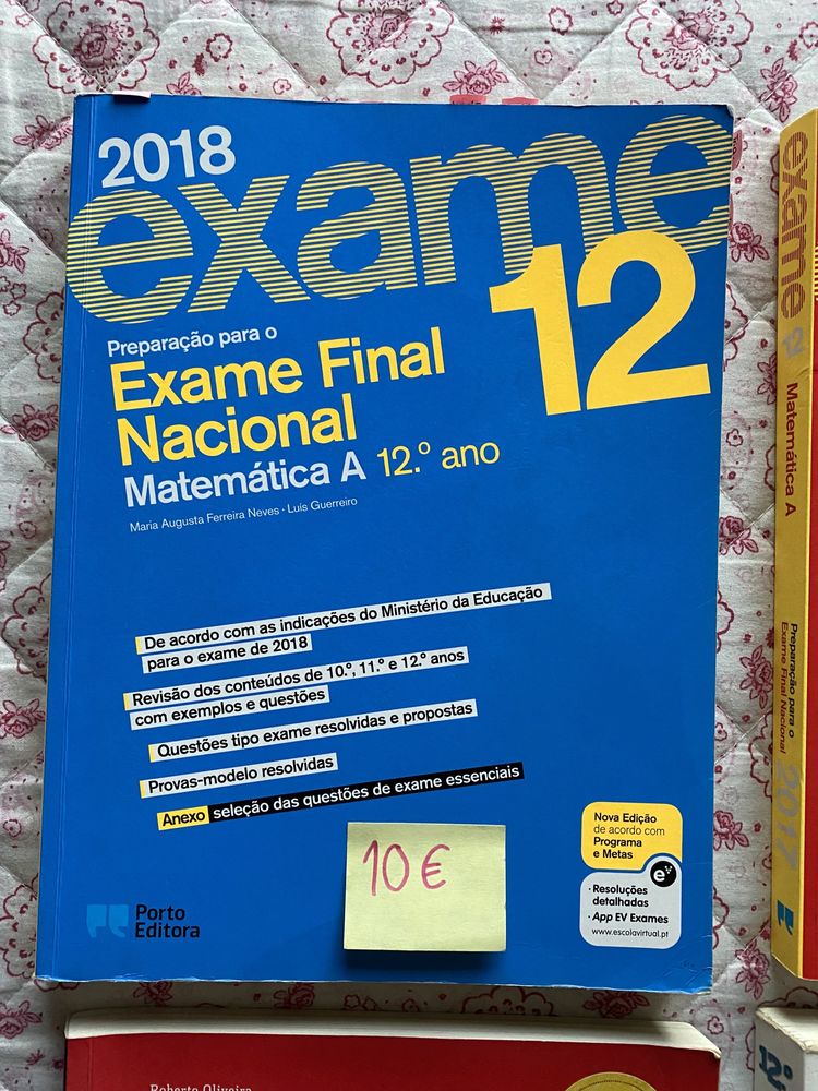 Livros de preparação para o exame de matemática 12° ano