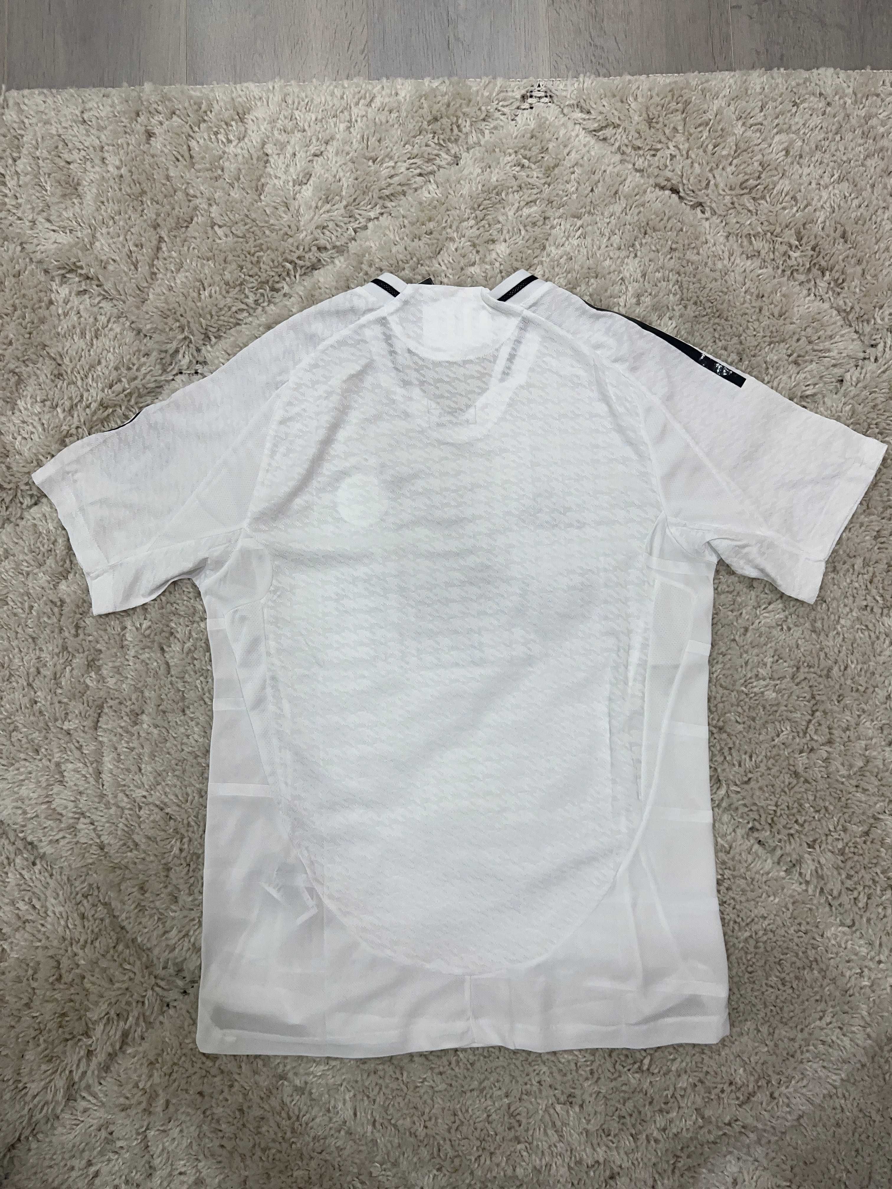 Camisola Real Madrid 2024/2025