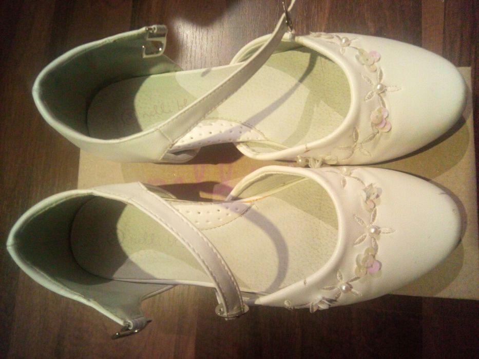 Buty komunijne r.34