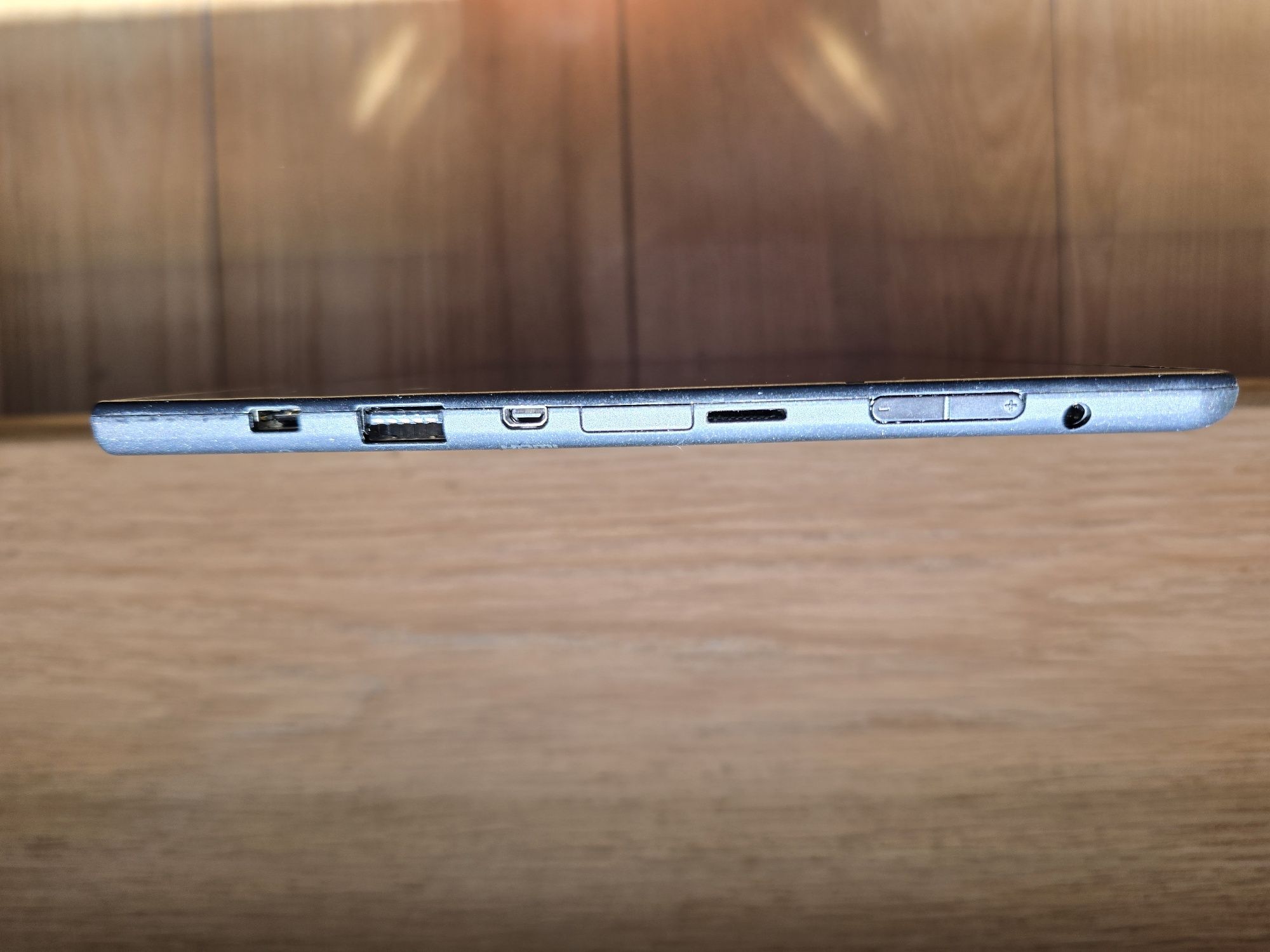 Lenovo Thinkpad Tablet 10 gen2 + stacja dokująca
