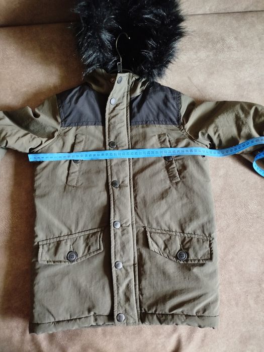 Демісезонна курточка 7-8 років