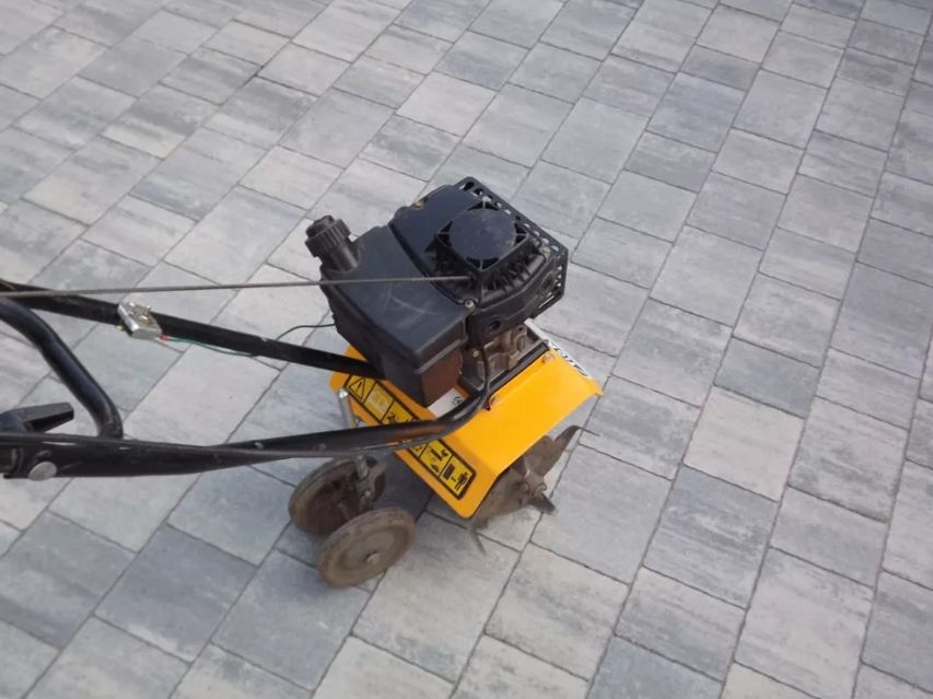 Glebogryzarka Stiga JB 25
