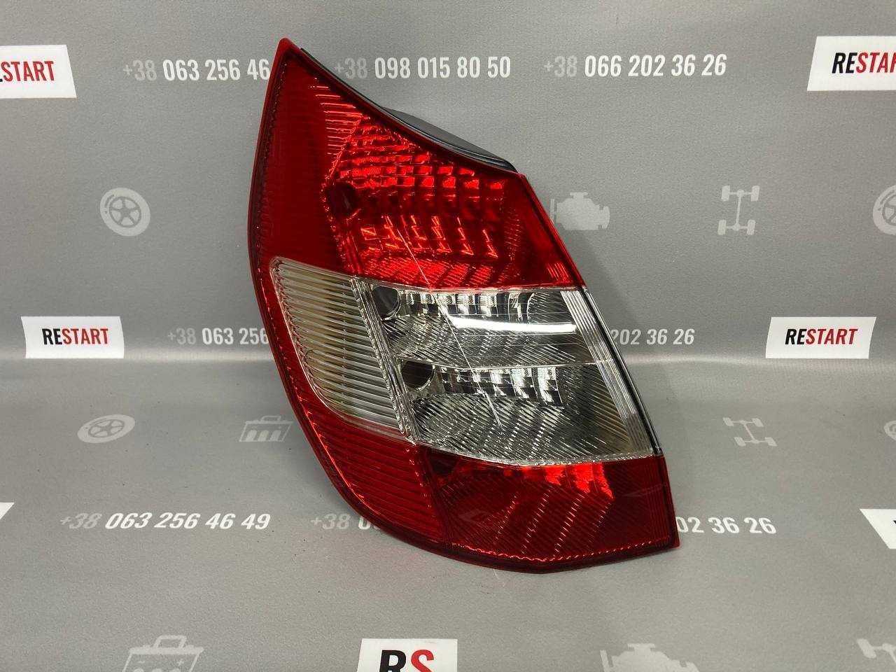 Ліхтарі задні стопи на Renault Scenic 2 (Рено Сценік 2) 2003 - 2005