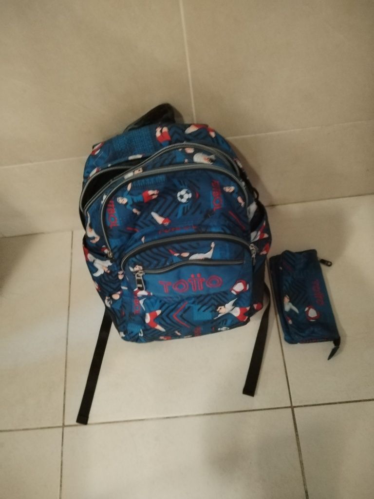 Mochila e Estojo da Totto