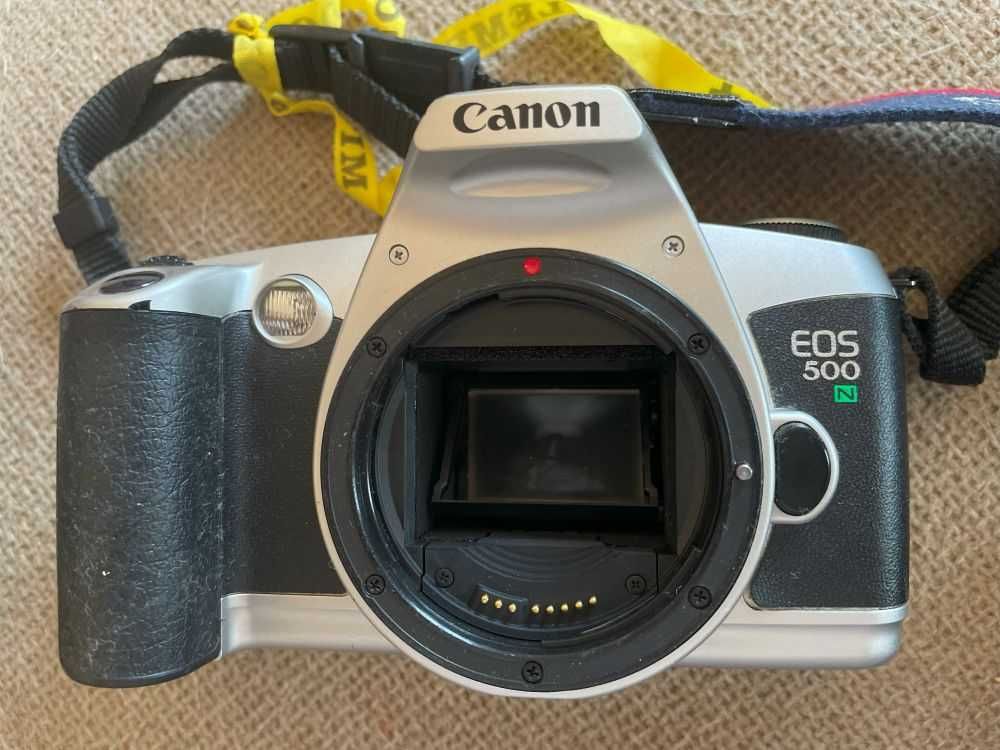 Máquina de Fotografar Canon EOS 500