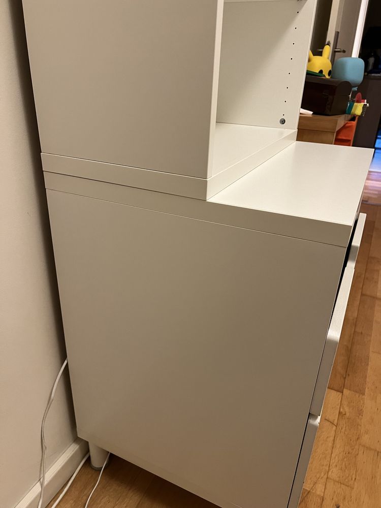 Vendo estante com gavetas do IKEA para crianca