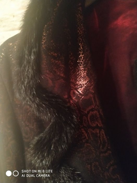 Шикарная кожаная курточка-пиджак