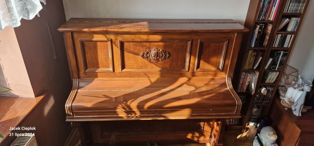 Pianino Dittrich Berlin