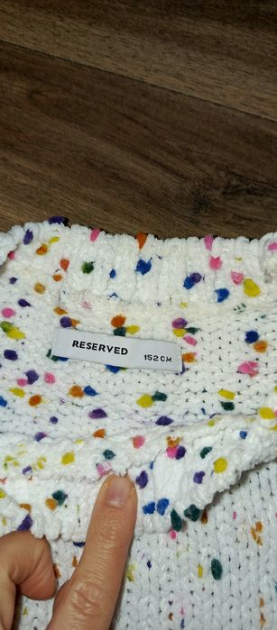 Sweterek Reserved r.152