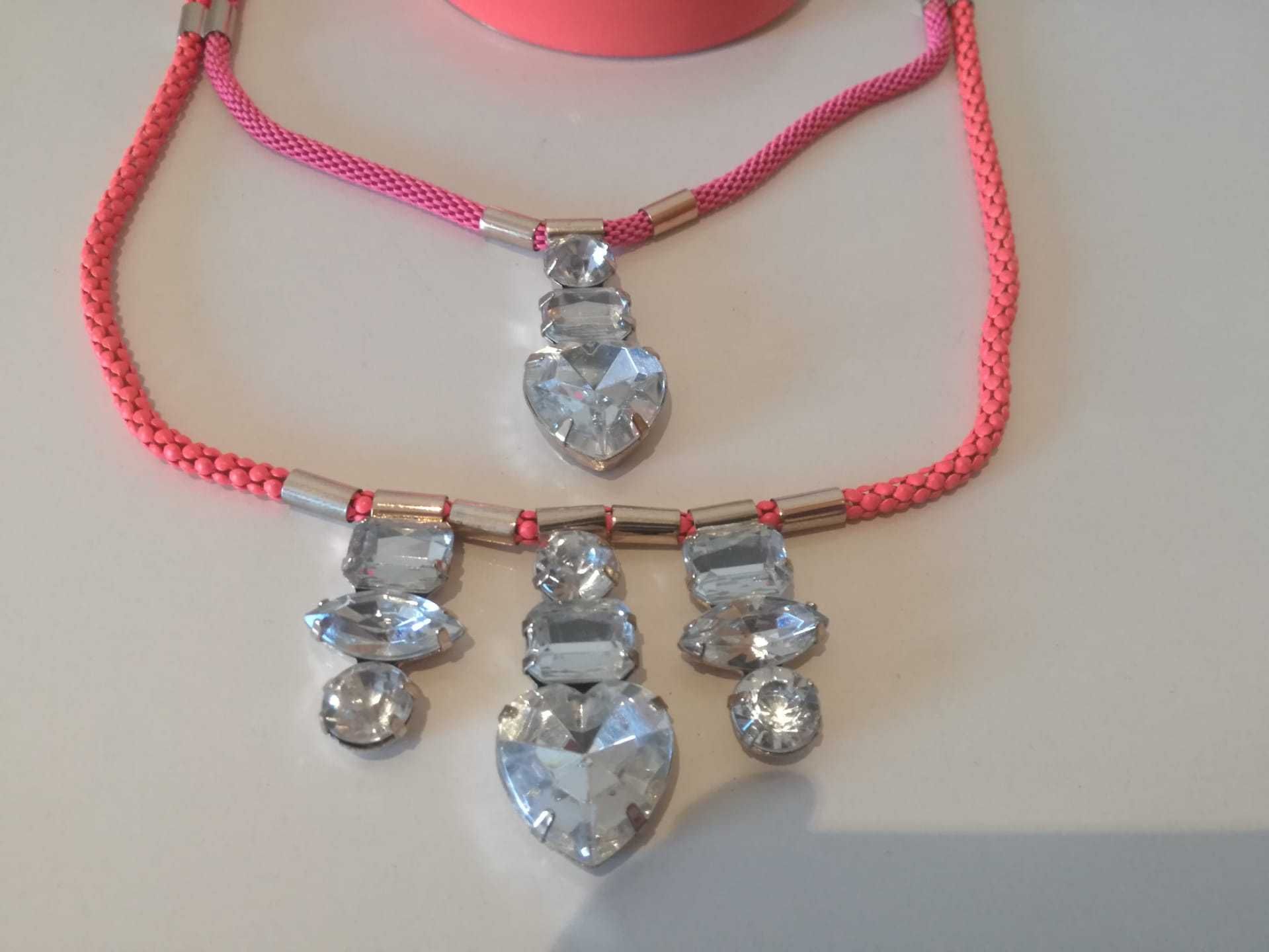 Conjunto de colar e pulseiras neon NOVO