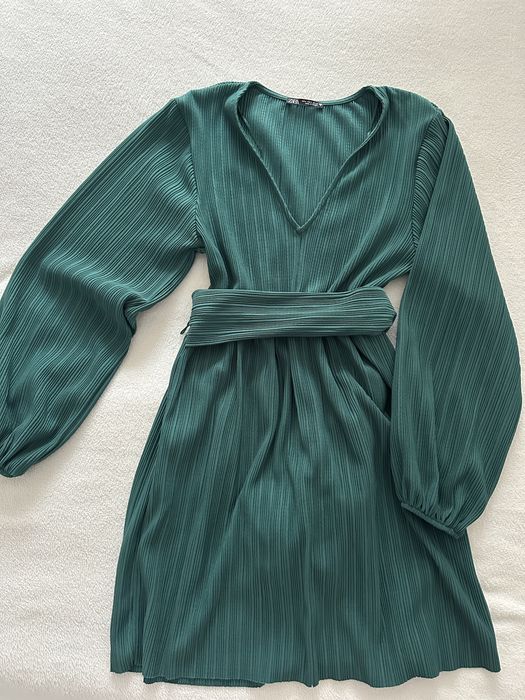 Плаття Zara. Платье зара M. Сукня смарагдова