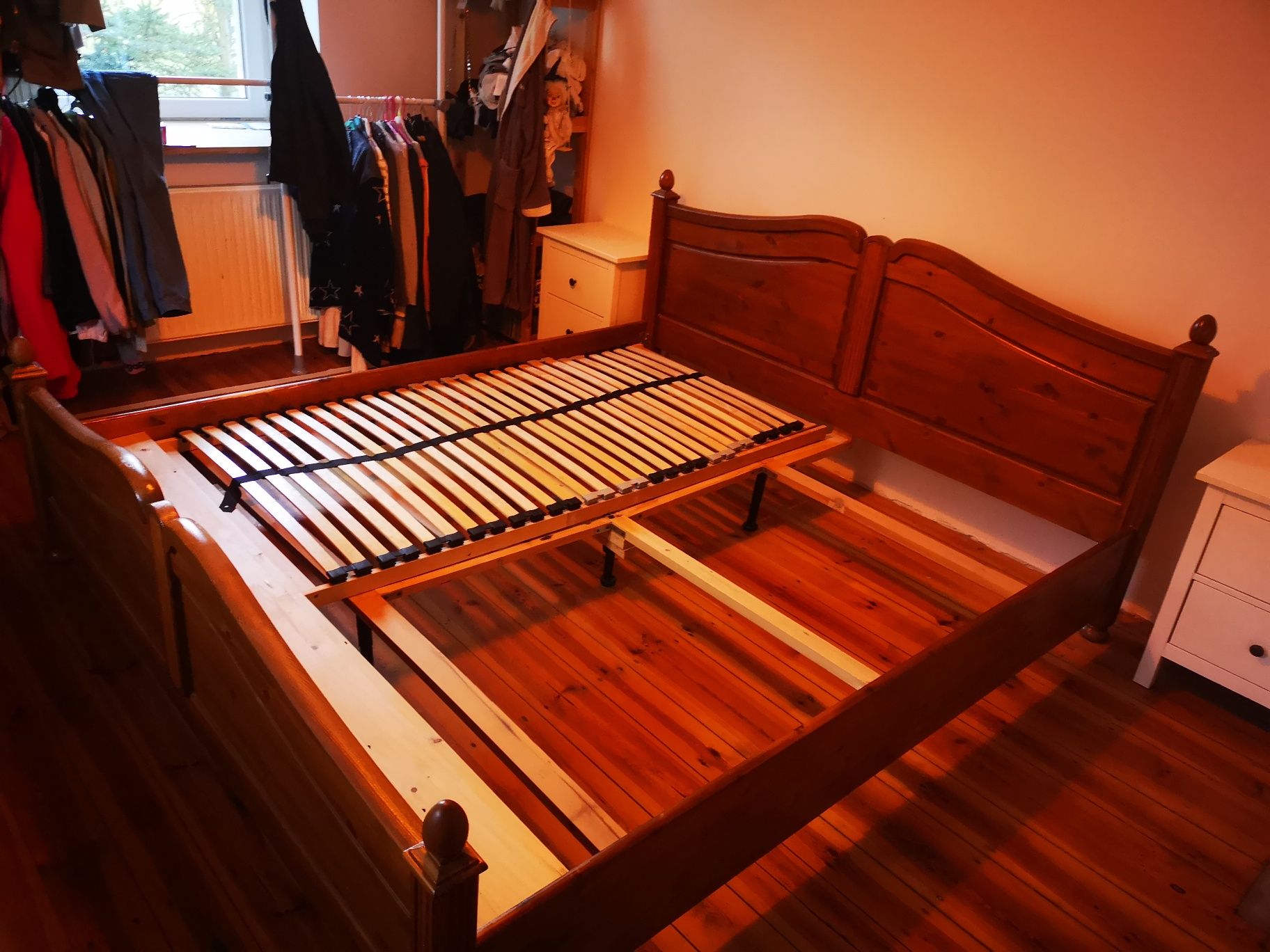 Łóżko drewniane 200 x 220