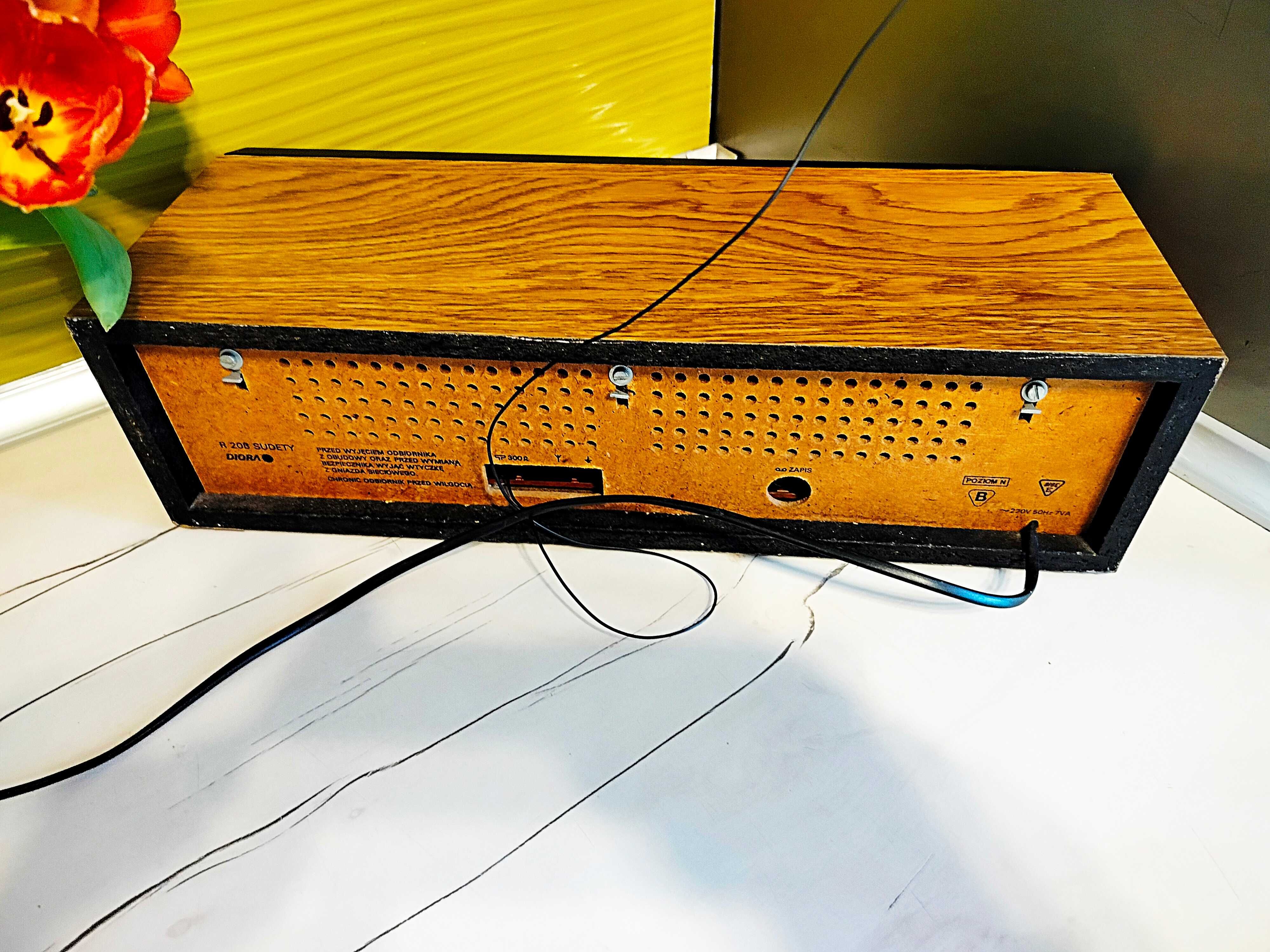 radio unitra Sudety R 208 przestrojony 88-108 MHz