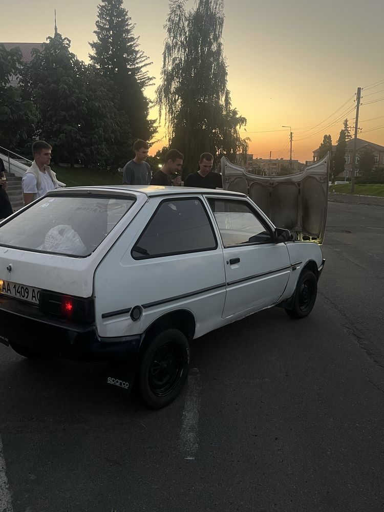 ЗАЗ Таврія 1102 1.1 1998