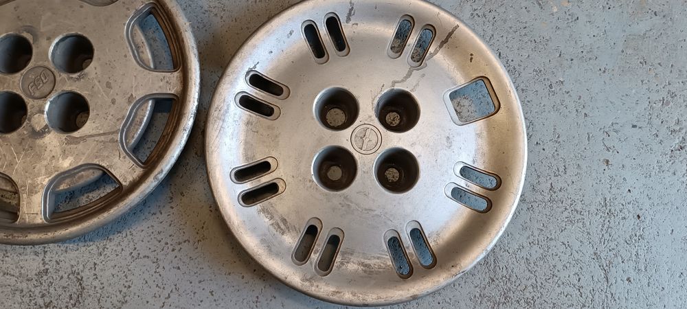 Polonez oryginalny kołpak