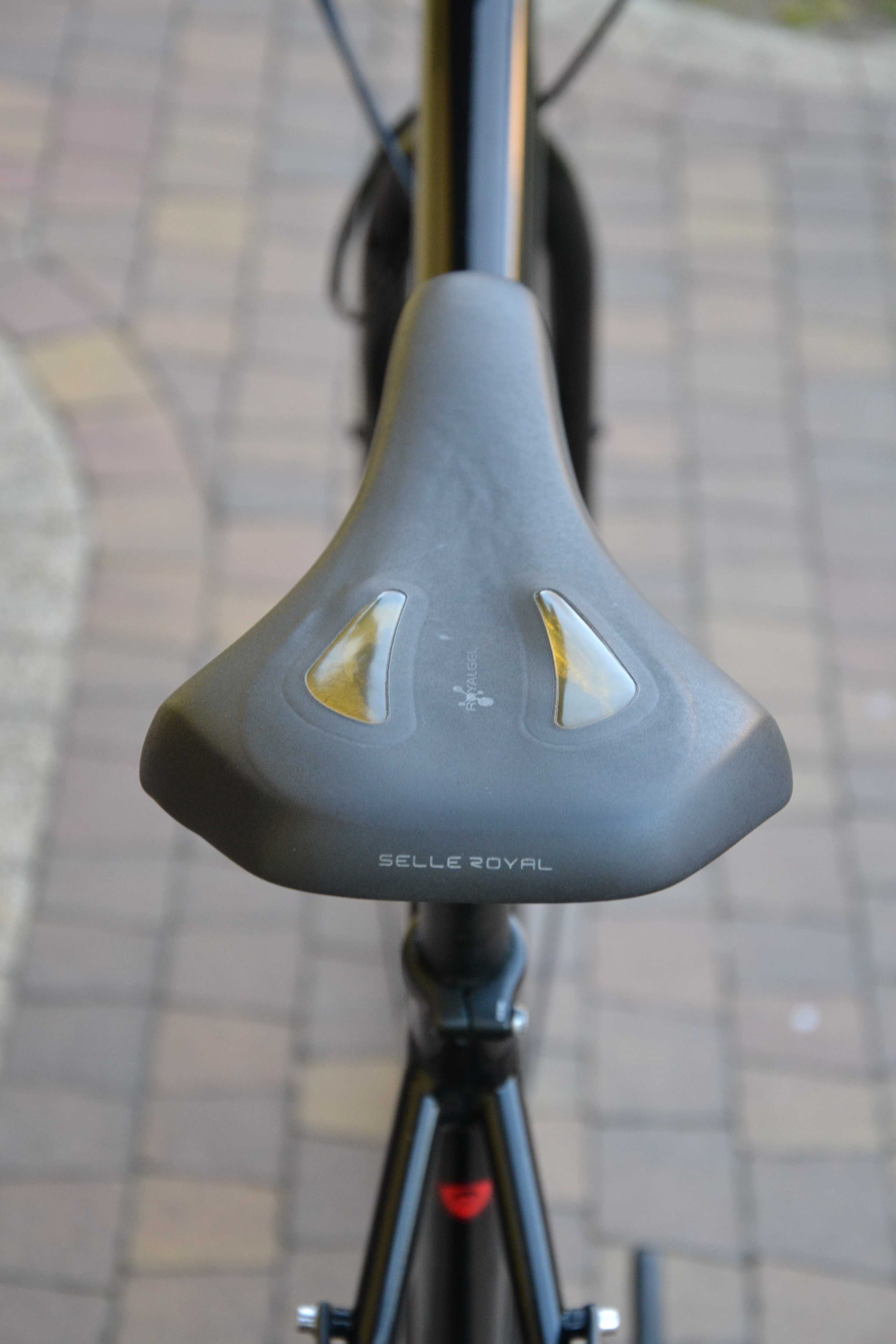 Diamant 247 Trek pasek Gates Nexus 8 hydraulika 55cm L bdb
