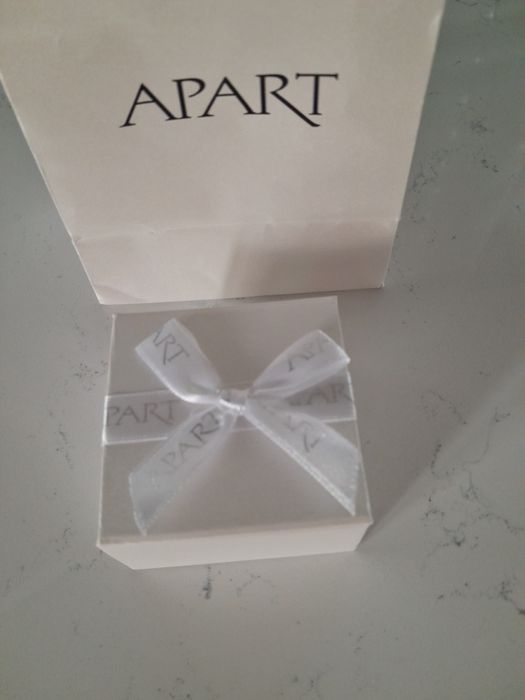 Złoty łańcuszek  z krzyżykiem Apart nowy