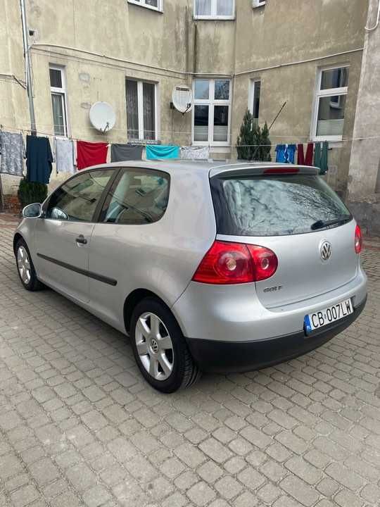 Volkswagen Golf V