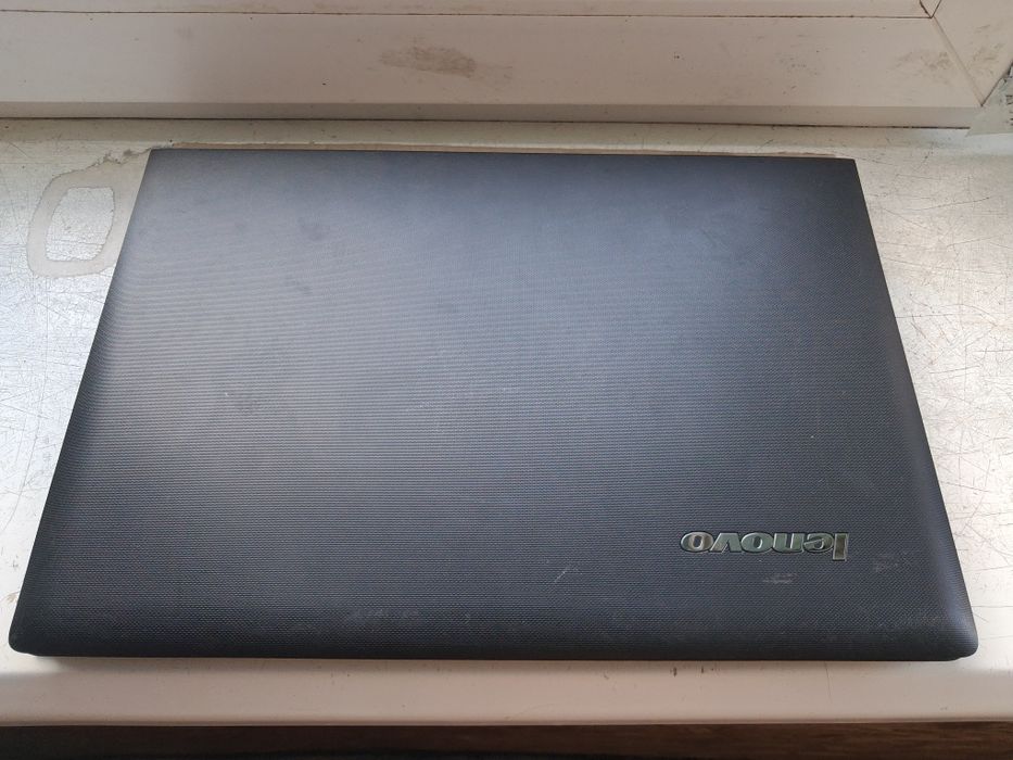 Продам нерабочий ноутбук Lenovo G50-40 (Уборка кладовки).