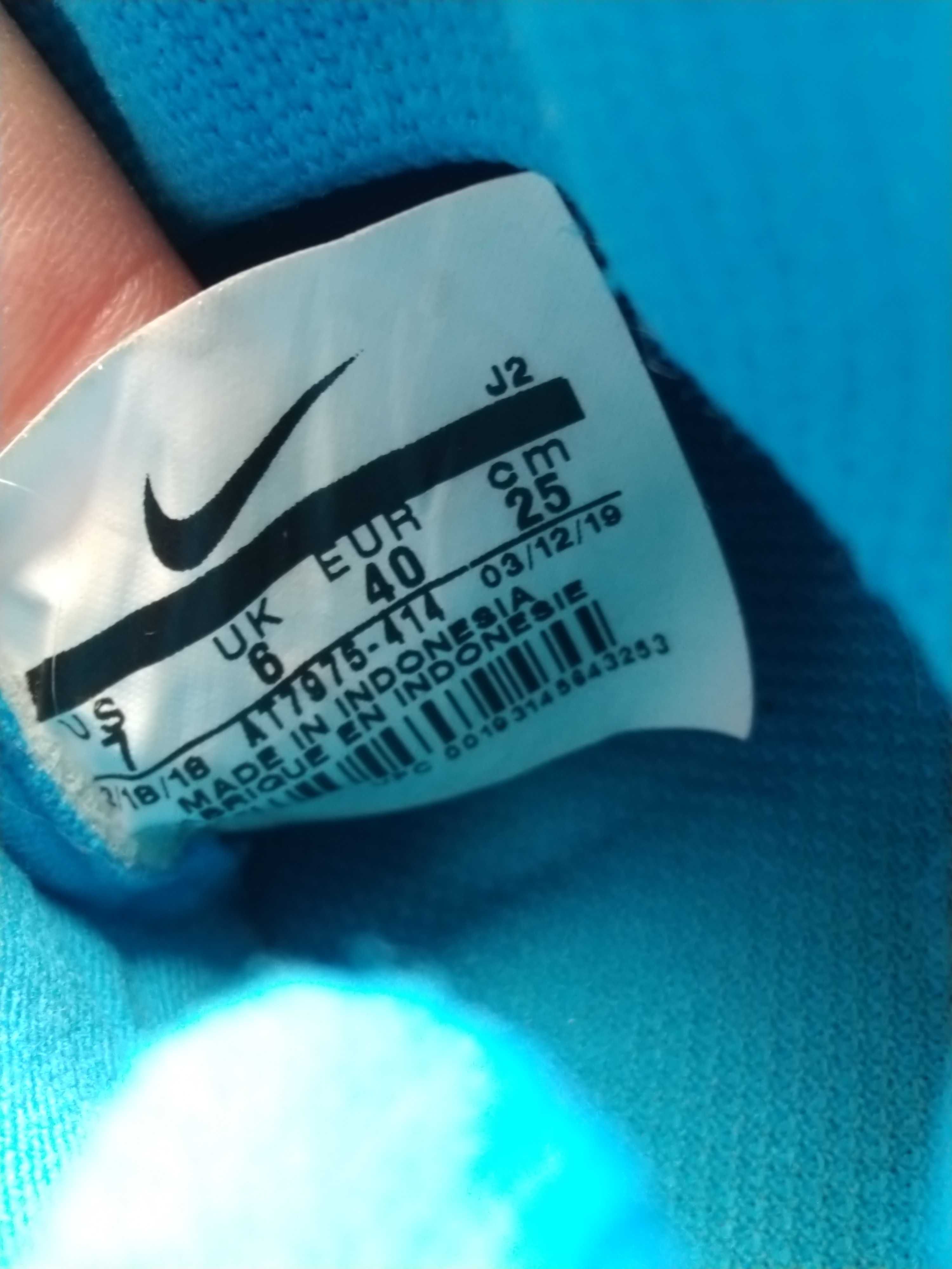 Футзалки 39 - 40 Nike. Оригінали. копочки копи