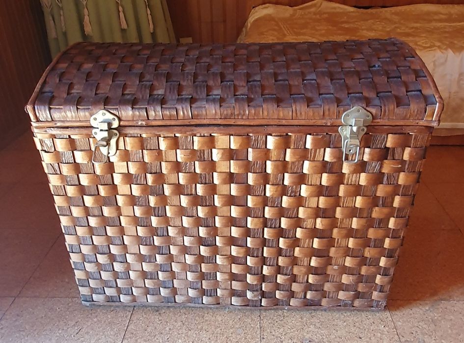 Baú em vime arrumação