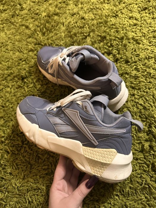 Reebok 37 розмір