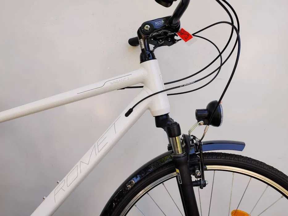 ROMET WAGANT 1 Shimano Altus Amortyzator Biały 19'' Rama 28'' Koła