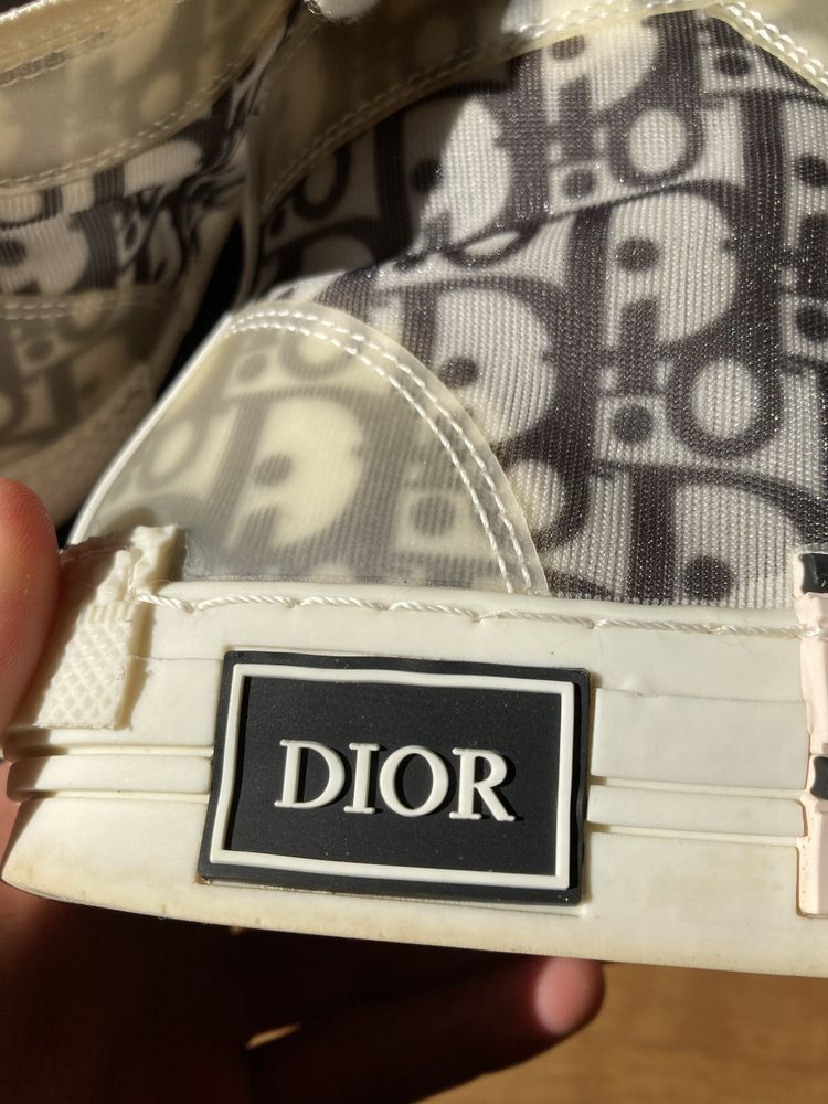 Dior B23 com caixa e talão