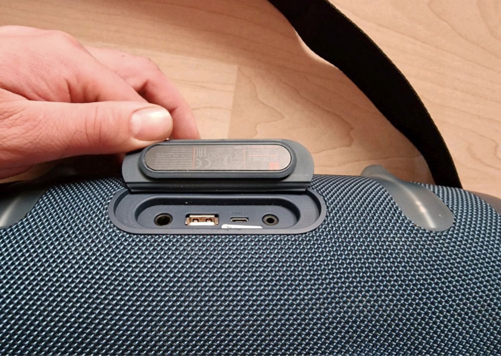 Bluetooth колонка jbl xtreme 2 оригінал стан новоі  з ЄС