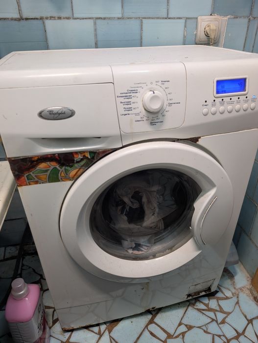 Пральна машинка whirlpool