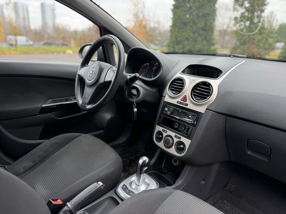 Opel Corsa Avtomat