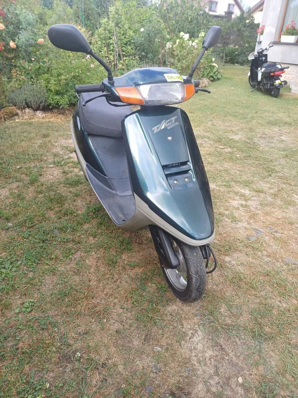 Скутер Honda tact 24