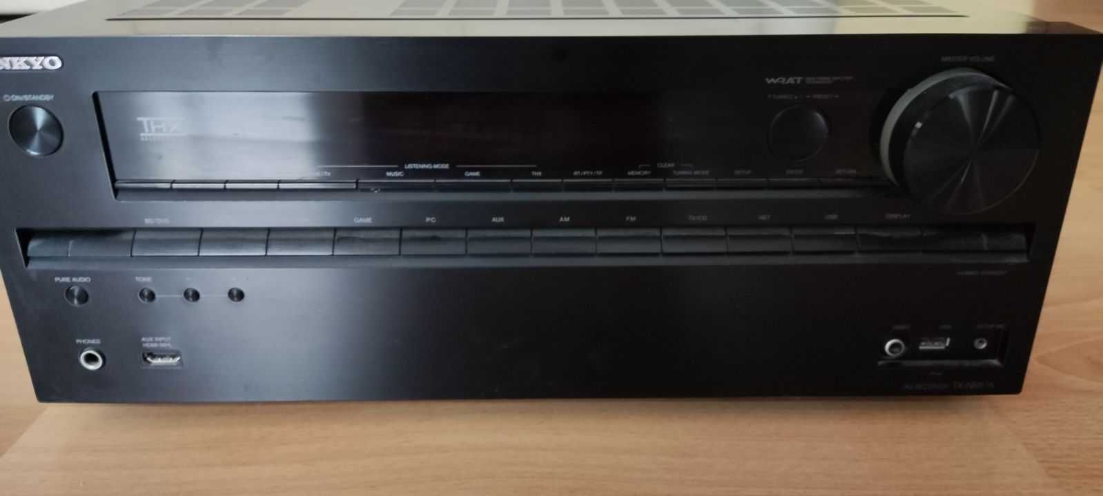 Amplituner Onkyo TX-NR616