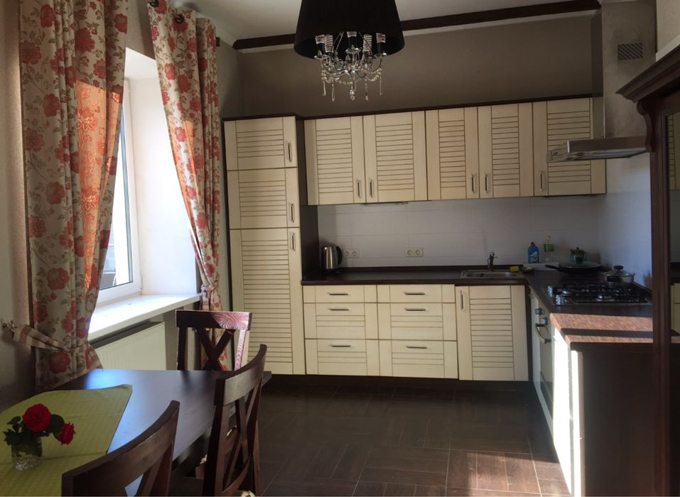 Оренда Будинка Осокорки м. Славутич 2 км