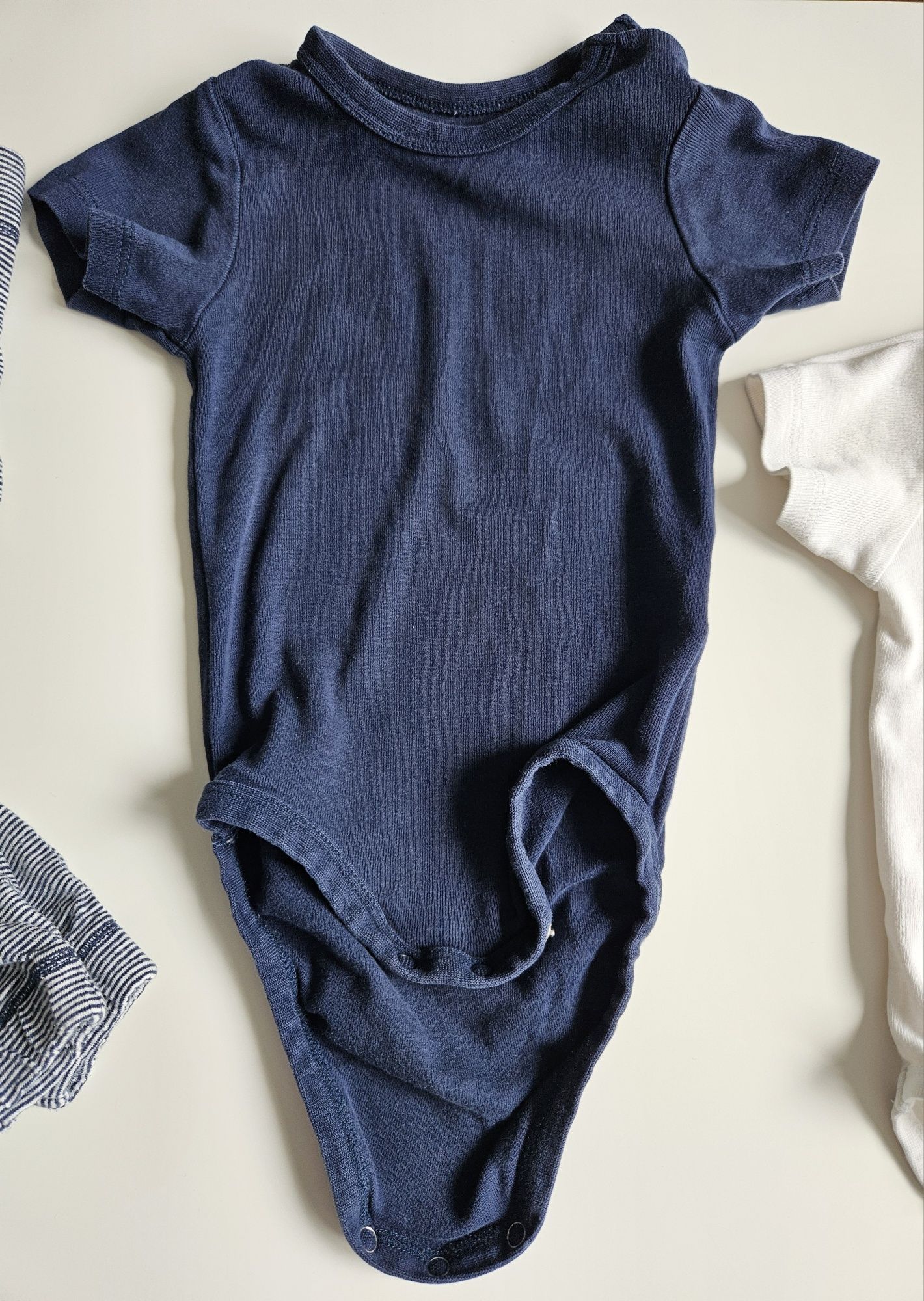Komplet, zestaw niemowlęcy; bluza, spodnie i 2  x body; 68; H&M