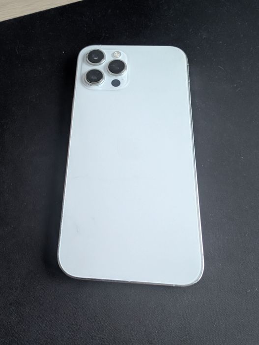 iPhone 12 pro max - bialy