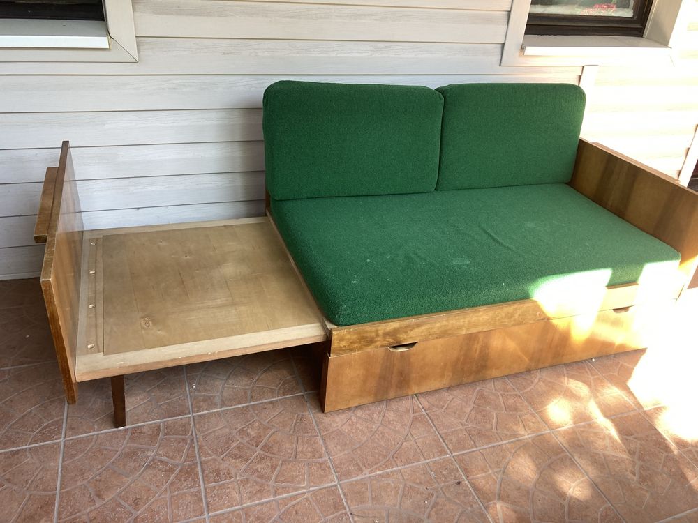 Lezanka, sofa, kanapa, wersalka