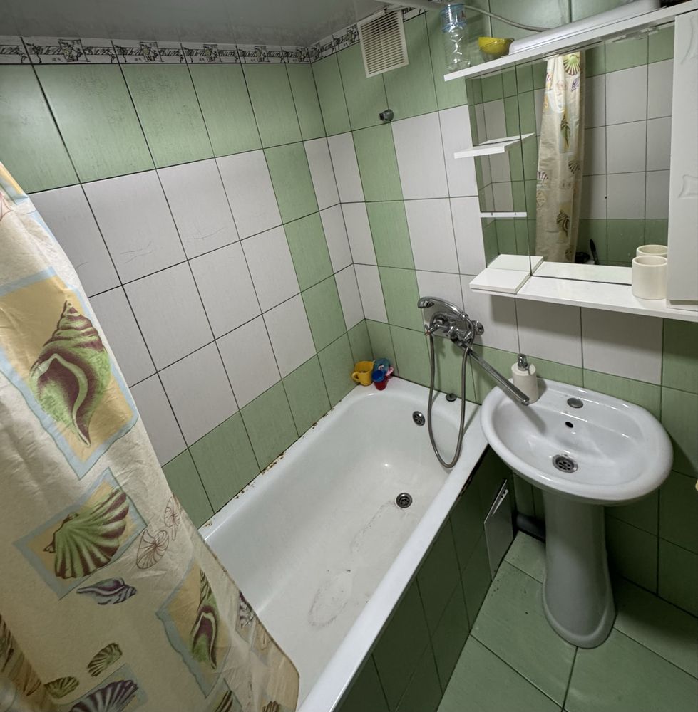 Продам 3 кімнатну квартиру в серці міста