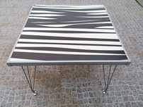 Mesa resina quadrada