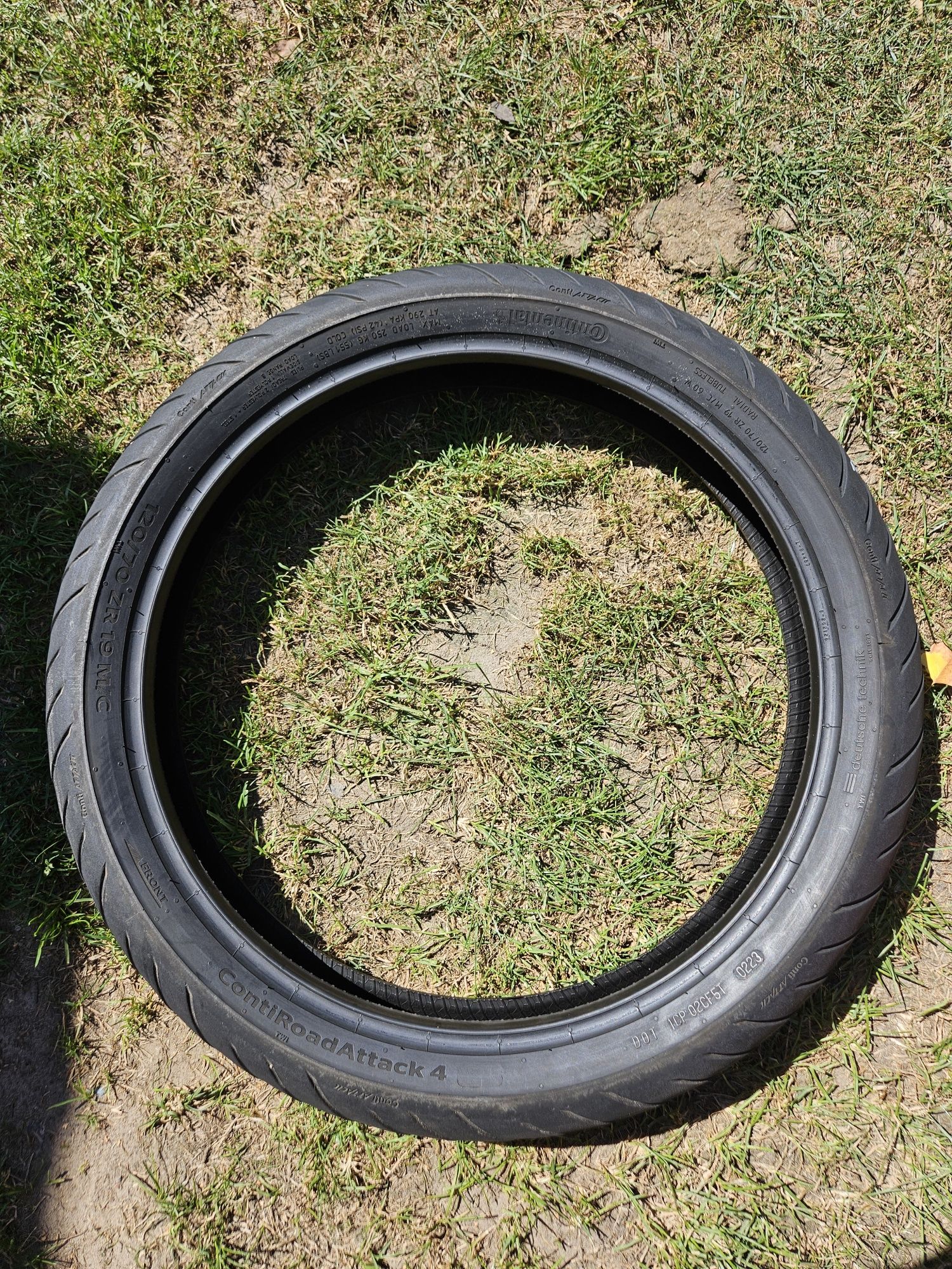 Continental ContiRoadAttack 120/70R19 Dot 0223 Nr.0900