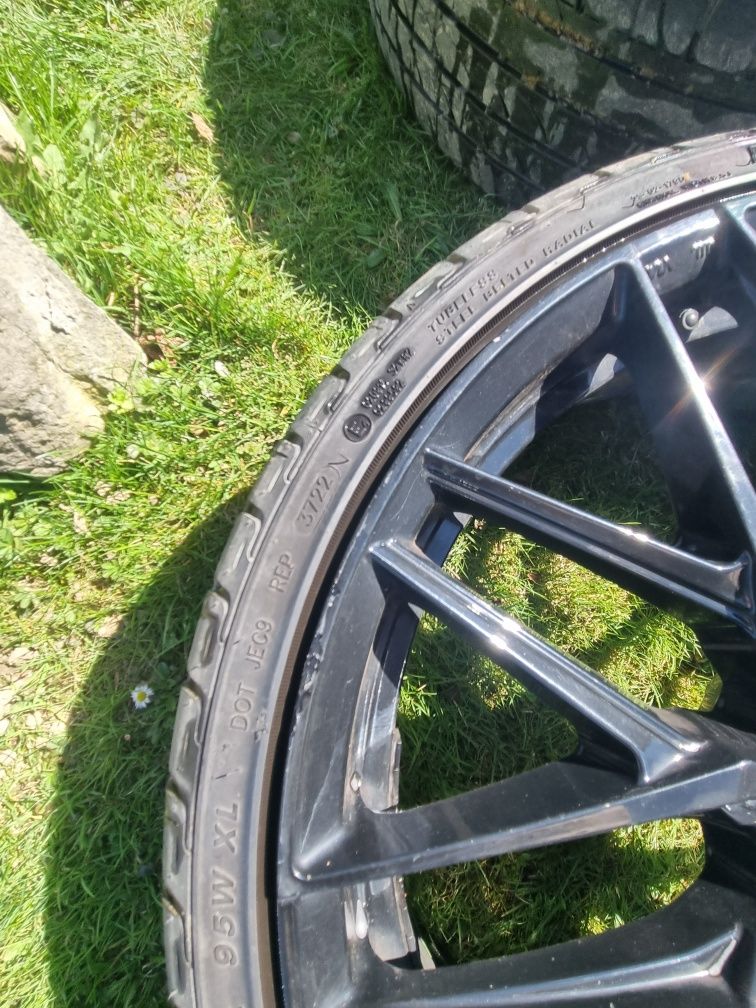 Alufelgi 20 cali czarne z oponami