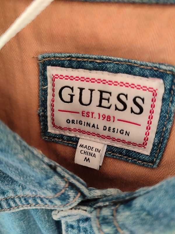 Camisa Guess tamanho M nova com etiqueta