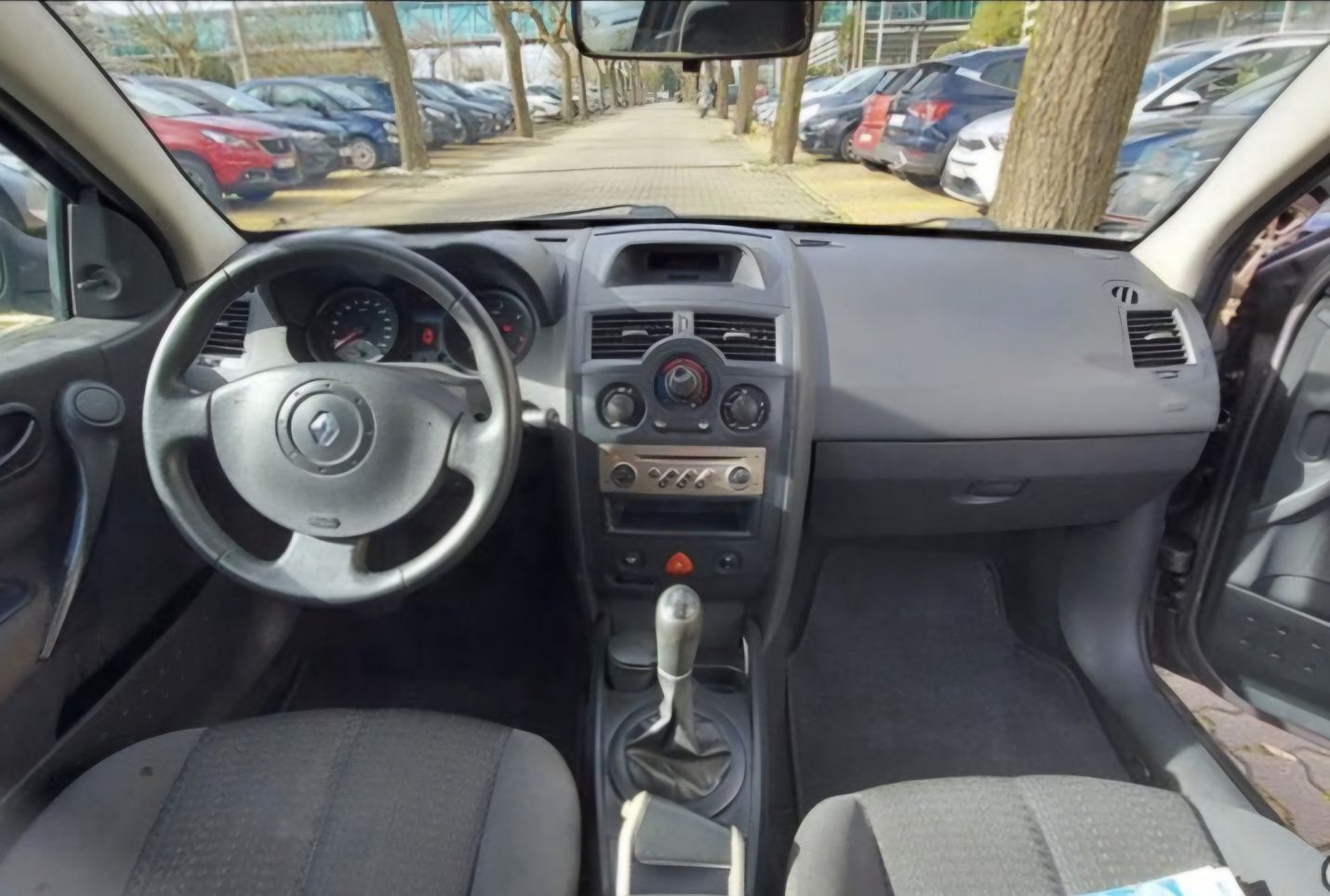 Renault megane 1.5 dci 5 lug.