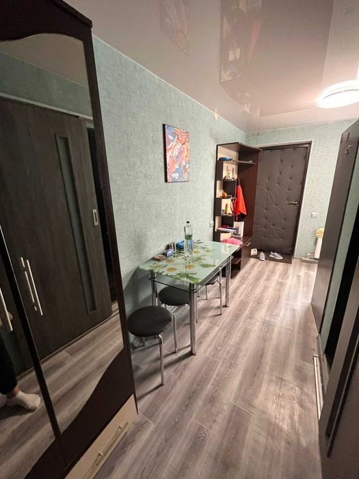 Продам 2-х комнатную квартиру в центре