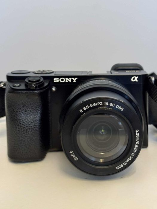 Aparat Sony Alpha 6000