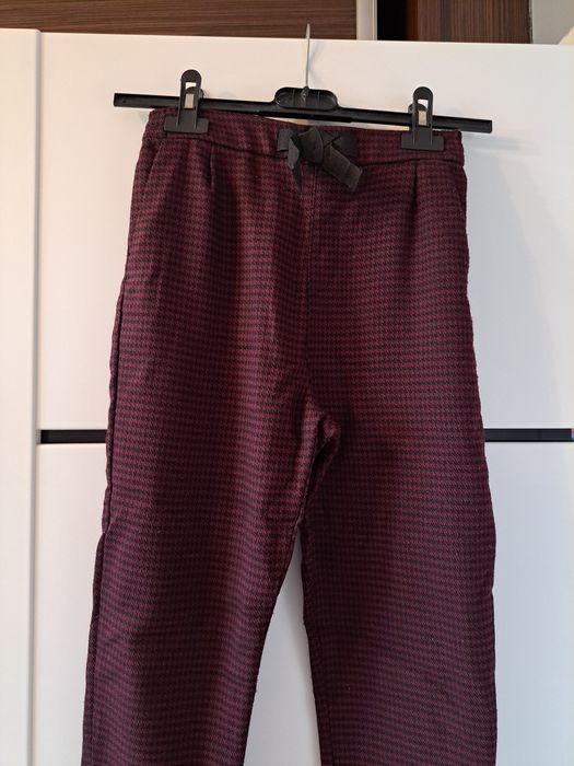 Spodnie dla dziewczynki rozmiar 140