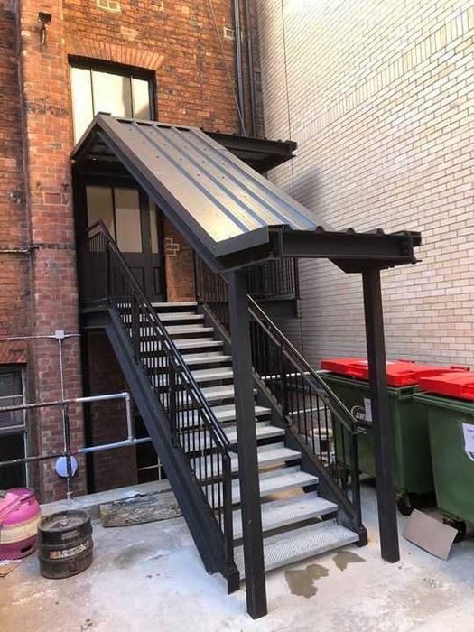 Основы железных лестниц