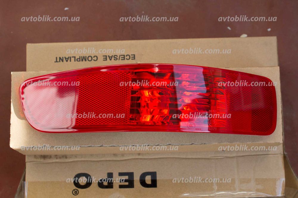 Задний фонарь в бампер Mitsubishi Outlander, Pajero, L200, Lancer
