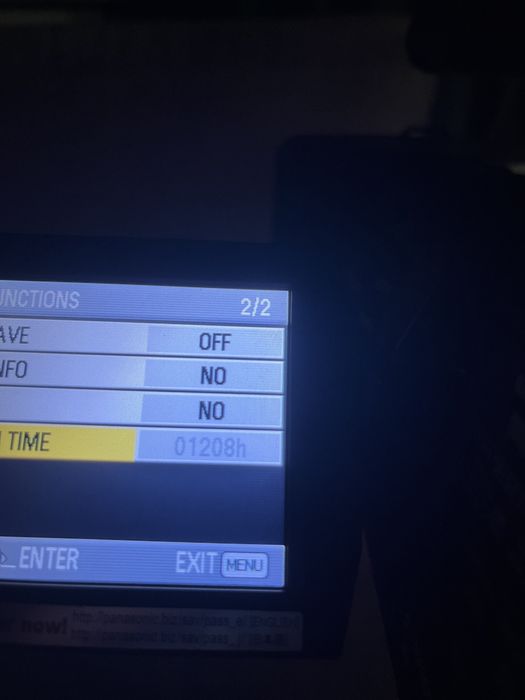 Профессиональная видеокамера PANASONIC AG-HMC154ER