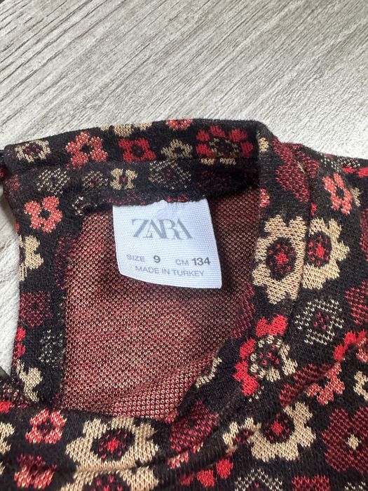 Sukienka e kwiatki Zara